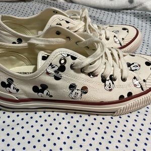 Moaconcept Mickey Sneakers….